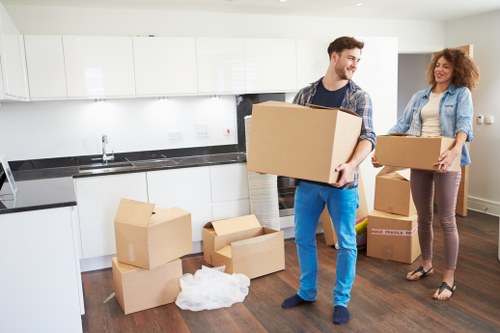 Moving truck service for local Gipsy Hill house moves
