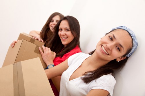 Local moving support for flats and houses in Gipsy Hill